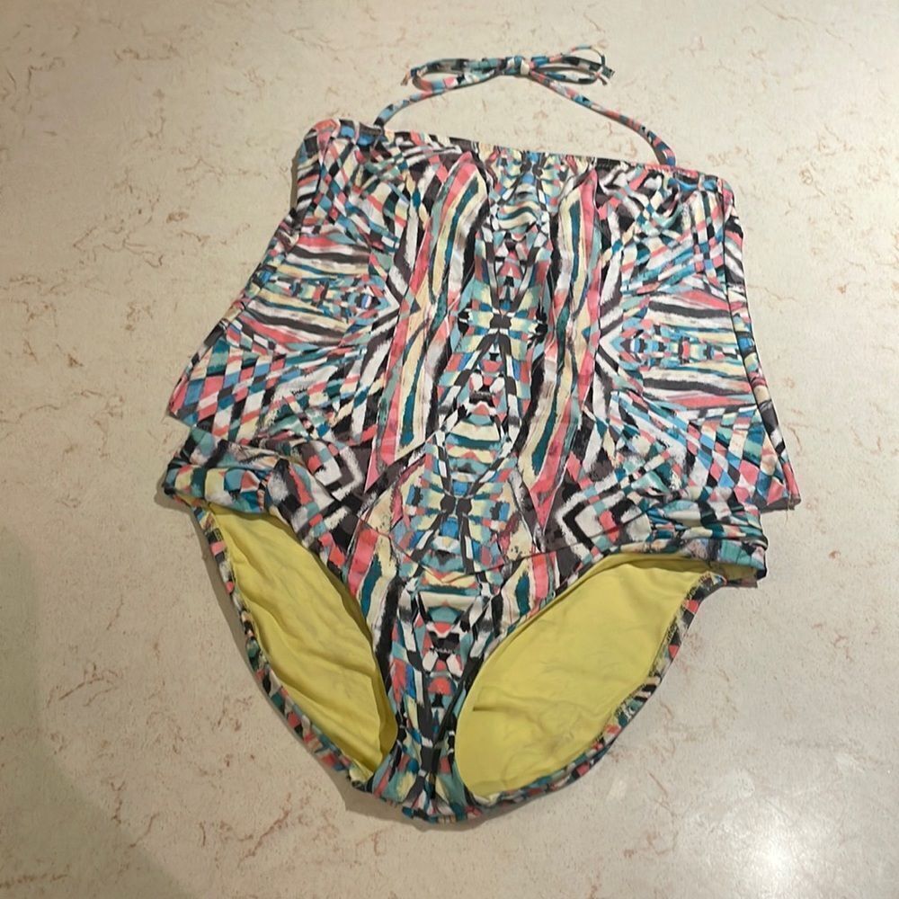 Becca handkerchief tankini halter bikini set SZ S/M